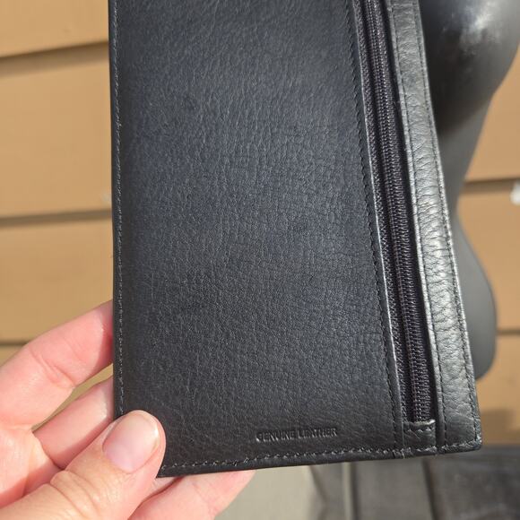 Fossil Genuine Leather Black Anti Theft Neck Travel Wallet Passport Holder - Picture 9 of 11